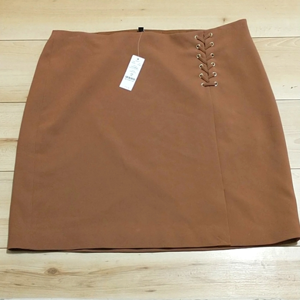 White house black market skirt